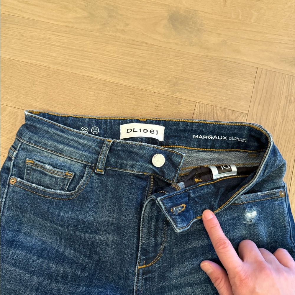 DL1961 Margaux Skinny Jeans like New condition
